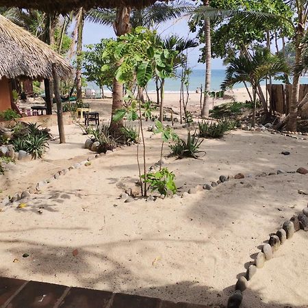 Hotel Bahia De La Luna Arroyo Cruz 外观 照片